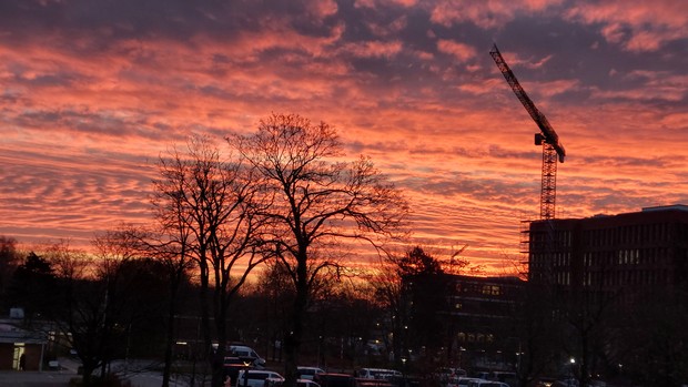 Landschaft mit Sonnenaufgang